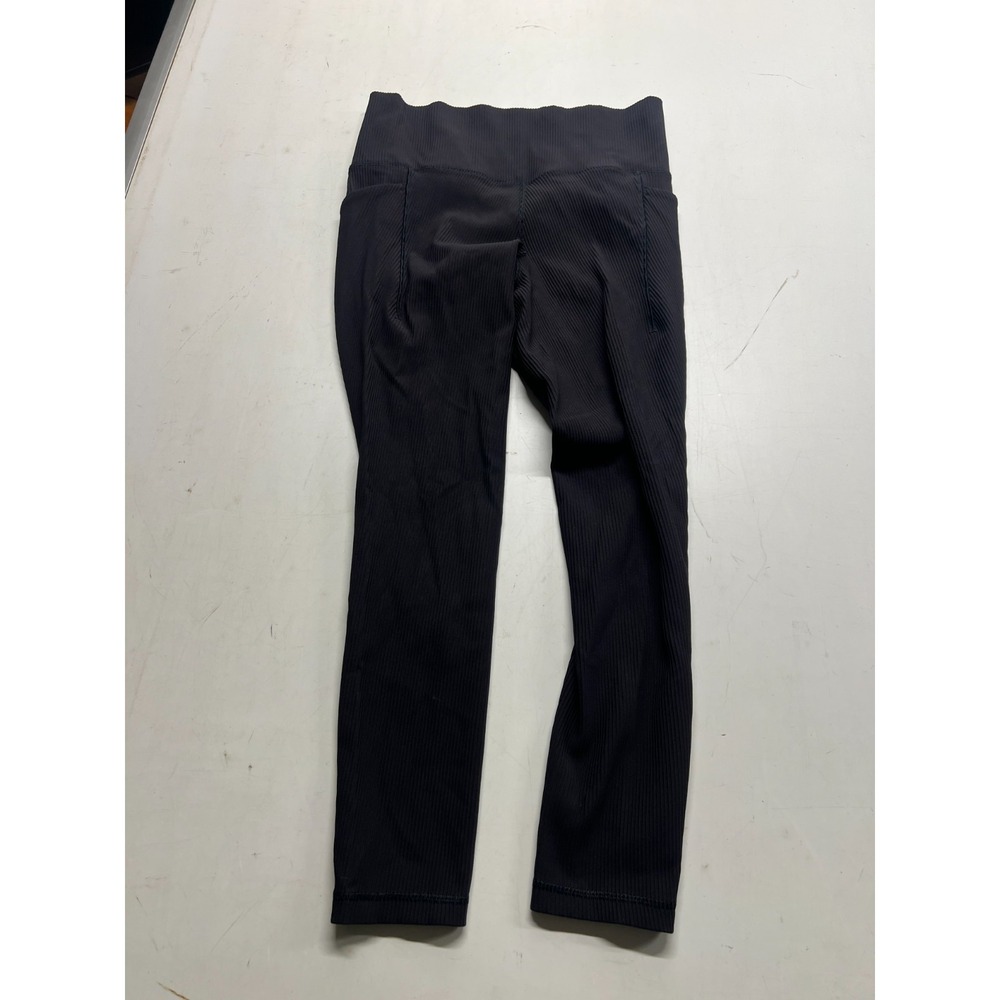 Athleta Salutation Stash Pocket Cropped Leggings Black Running Womens Sz Medium